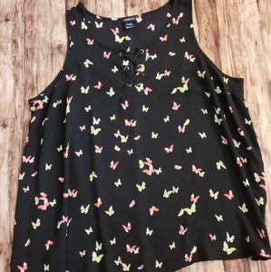 Torrid sleeveless blouse